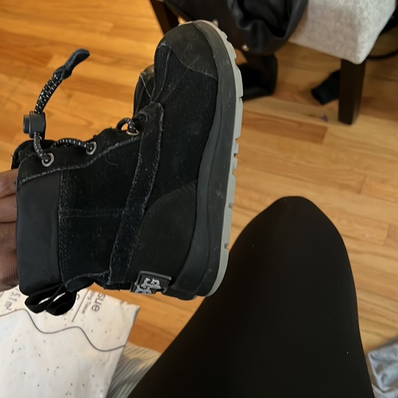 Toddler Uggs - Picture 4 of 6